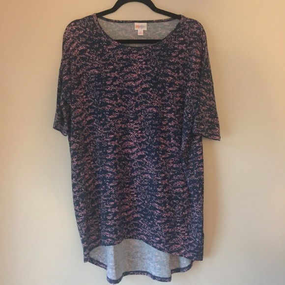 Lularoe Irma Tunic - Picture 1 of 4